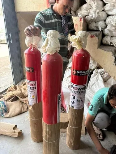 Balaji Fire Safety CO2 Fire Extinguisher, Trolley Mounted, 9 kg